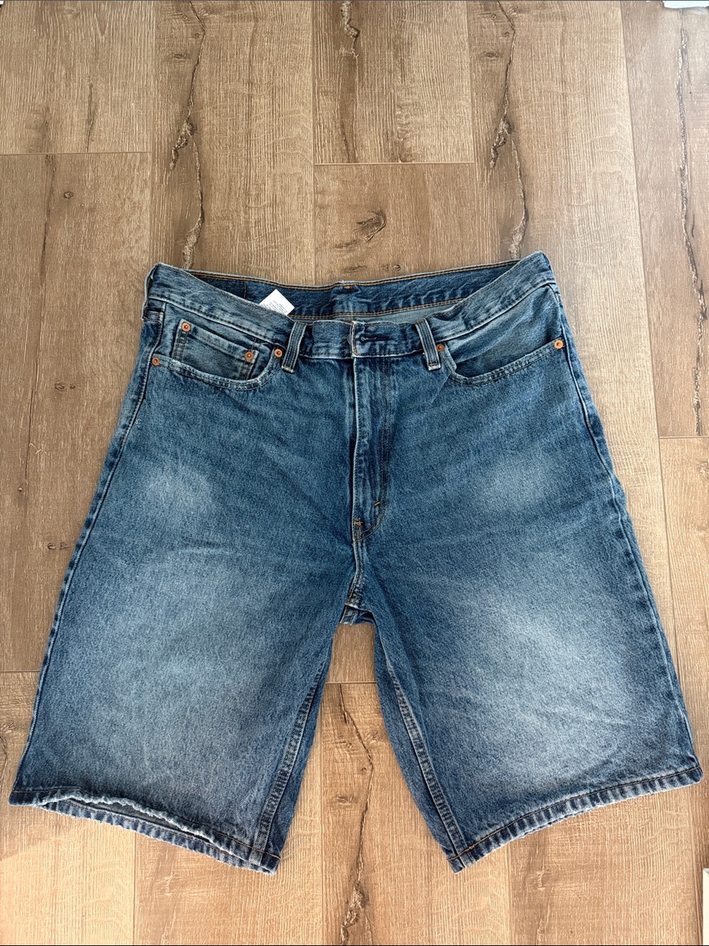 Levi’s Men's Blue Denim Shorts - Classic Casual Style